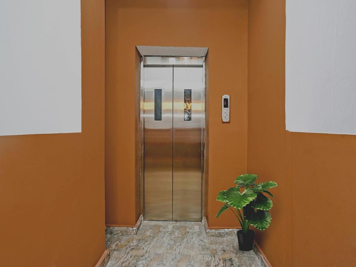 Hotel O Seven Inn Bhubaneswar Exteriör bild